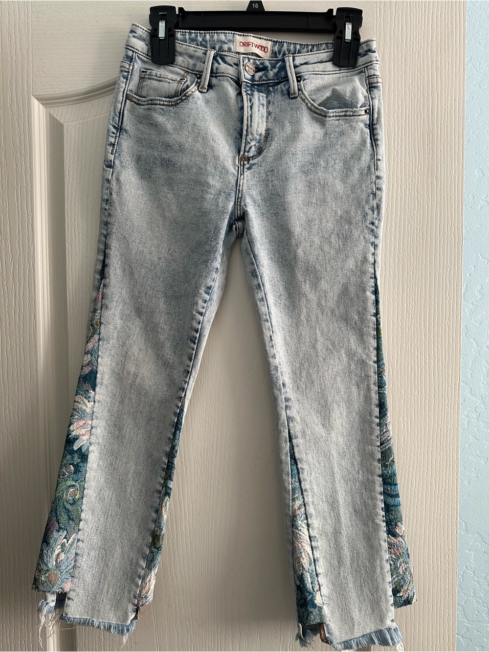 DRIFTWOOD Women's Light Acid Wash Jeans with Tapestry Floral Side Panels